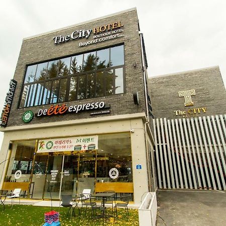The City Hotel Jeonju Eksteriør bilde
