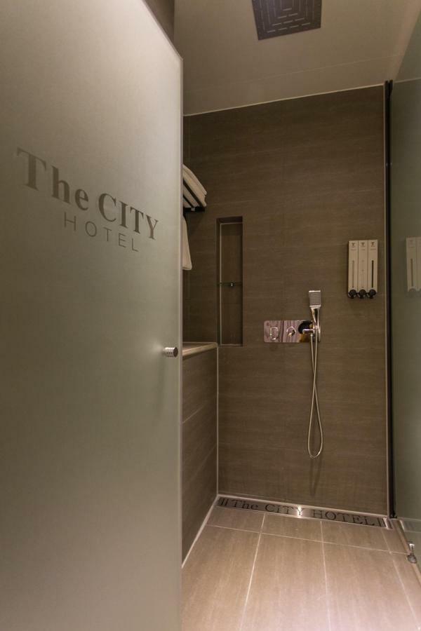 The City Hotel Jeonju Eksteriør bilde