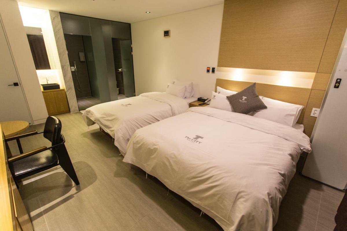 The City Hotel Jeonju Eksteriør bilde